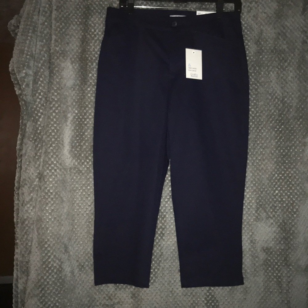 Croft and borrow blue Capri size 4